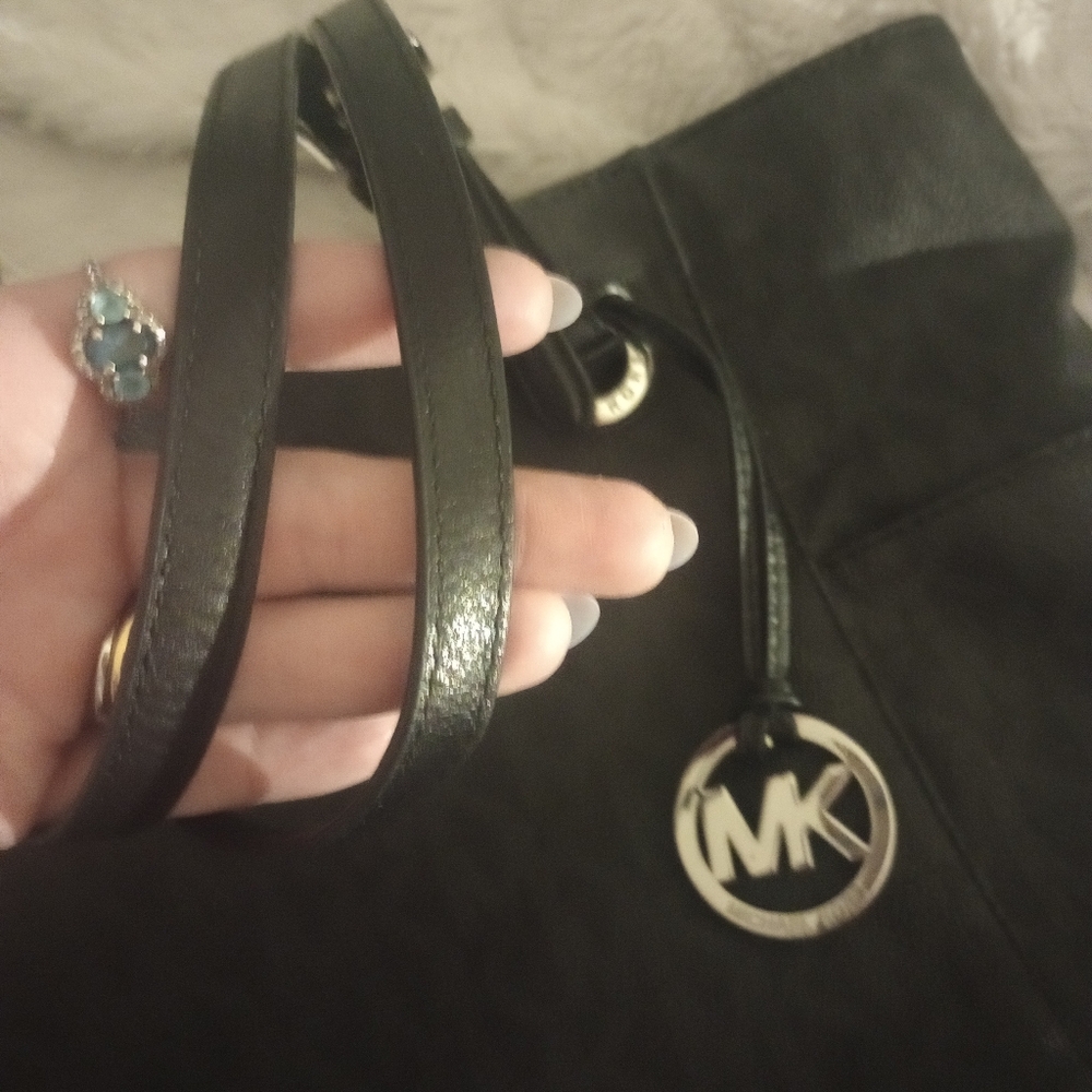 Michael Kors Black Jet Set- Wallet And Tote - Picture 6 of 12